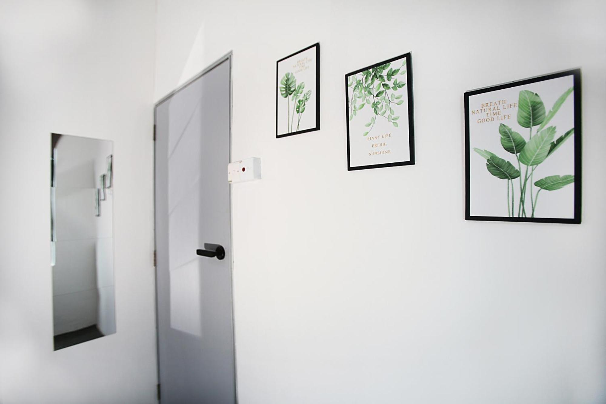 Hangoutspacez Queensbay At Bayan Lepas Penang Exterior foto